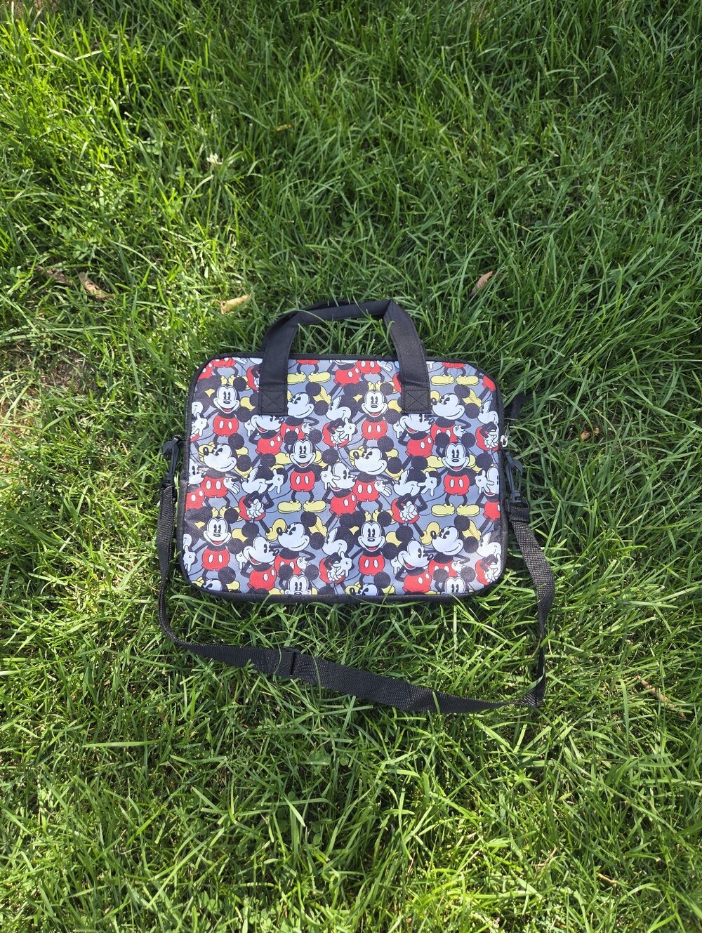 Disney Mickey Mouse Graphic Print Laptop Bag / Messenger Crossbody Case 13.5 Inc